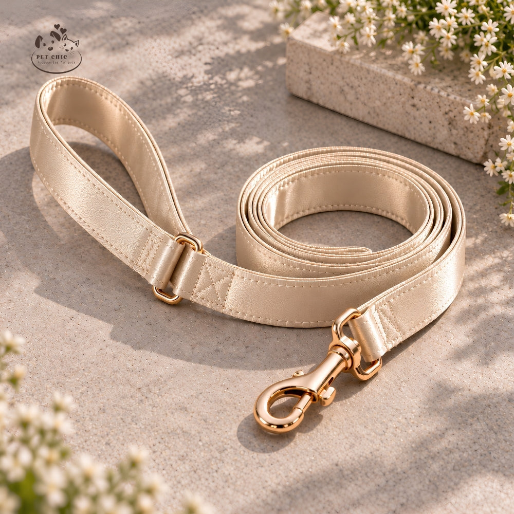 Pearl Bow – Signature Leash