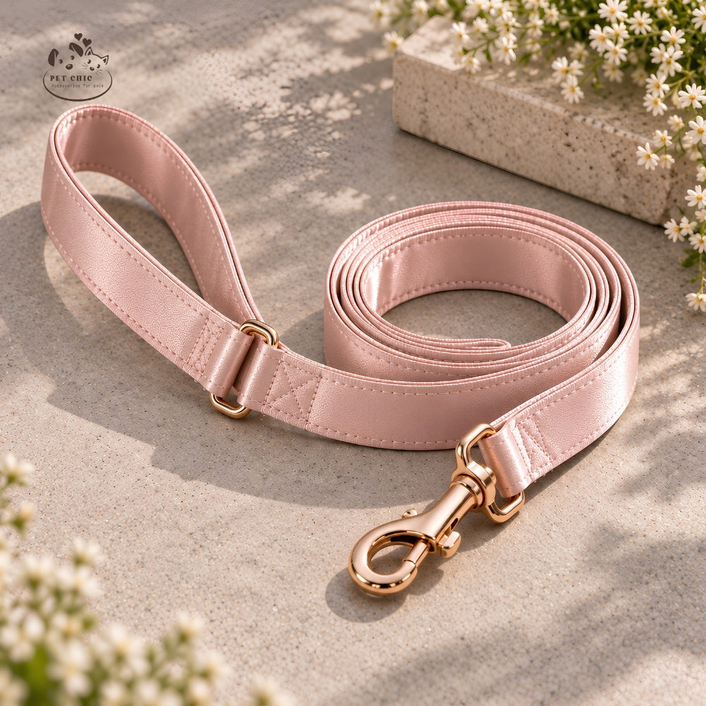 Pearl Bow – Signature Leash
